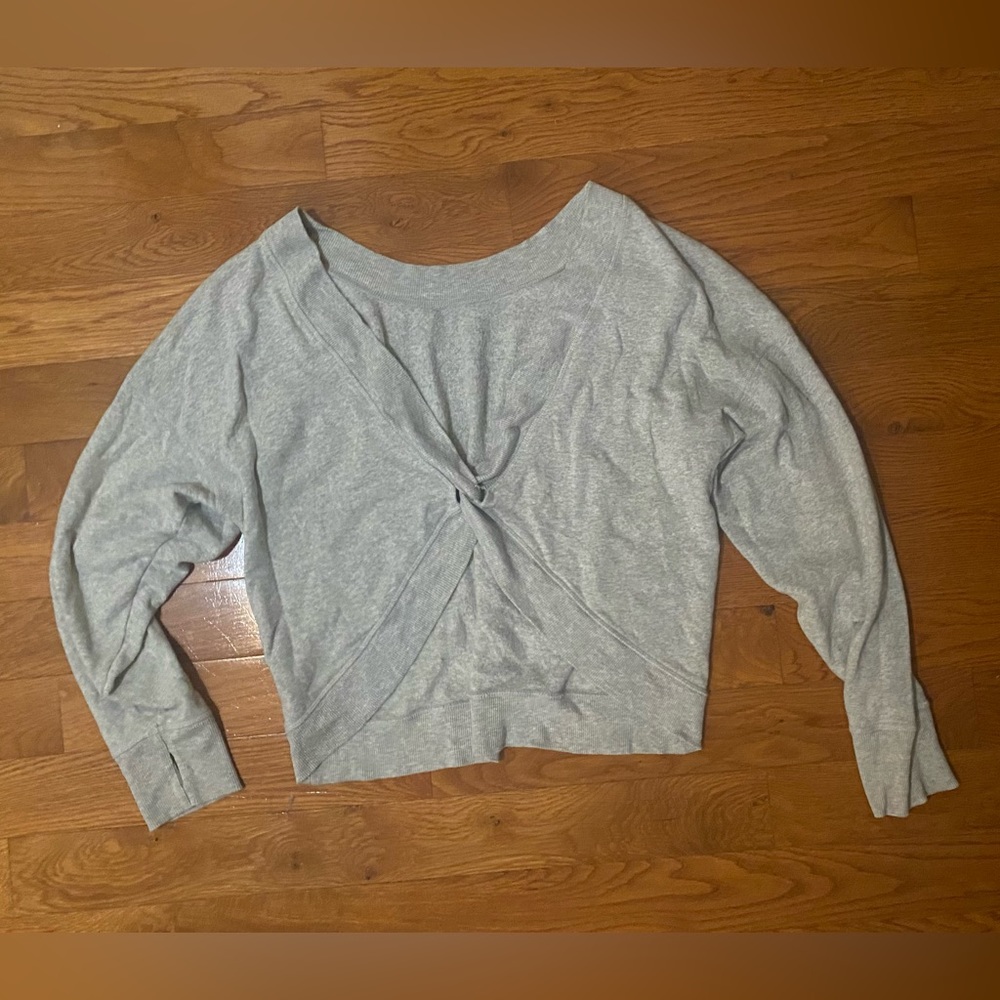 AERIE Heather gray sweatshirt w/ open twist-back detail and thumb holes